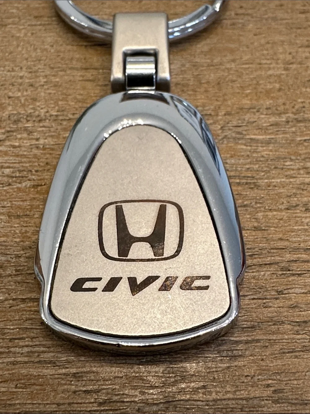 Civic Silver Metal Keychain - Honda Branded Car Accessory